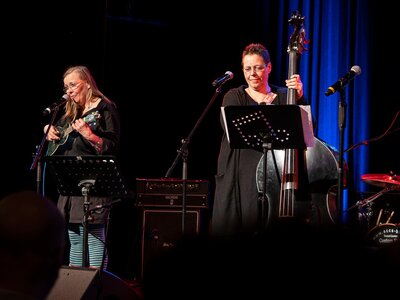 Andrea Türk und Trudi Fassbender | © AWO Bremerhaven/Simone Hryzyk Andrea Türk und Trudi Fassbender | © AWO Bremerhaven/Simone Hryzyk